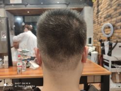 -PE SALON
