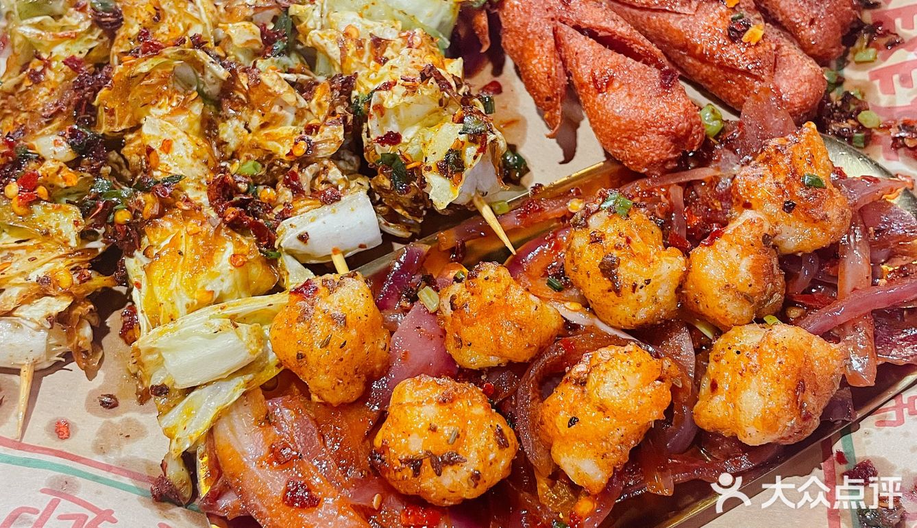 长沙必打卡美食｜东瓜山敲好吃的复古炸串店：三食堂炸炸炸