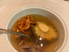 -龙虾酒吧扒房(宁波香格里拉店)
