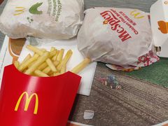 -麦当劳(光新乐购店)