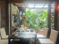 -菌自由丨野生菌火锅特色庭院餐厅(丽江古城店)