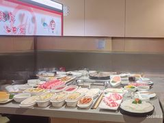 -海底捞火锅(曹安公路店)