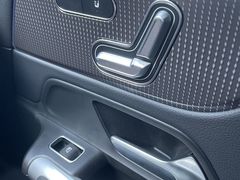 -宁波之星奔驰4S店(海曙店)