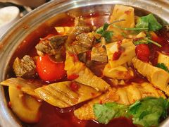 铜锅烧牛肉-伊兰麒兰馨园·川菜·清真馆(339电视塔店)
