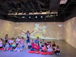 -小鸡哆哆故事屋·儿童乐园(嘉里城店)