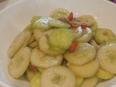 -鱼鲜饭香·招牌汽锅剁椒鱼头王