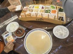 -香麒园·过桥米线·南湖雅宴