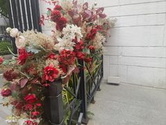 -Mark&Mars Restaurant