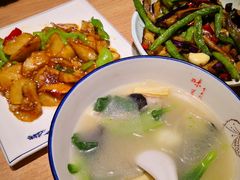 -东北小二东北菜(大车家巷店)