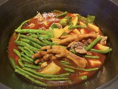 -山河屯铁锅炖·非遗东北菜(南山店)