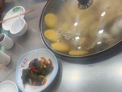 -屯老二农家铁锅炖·行业领军者(梅江店)