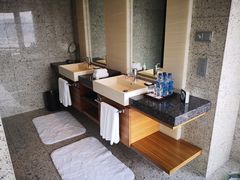 -上海外滩茂悦大酒店