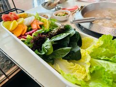 蔬菜拼盘-左庭右院鲜牛肉火锅(浦江欢乐颂店)