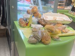 -顶东面包花园·生日蛋糕(太平店)