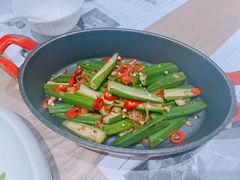 小炒秋葵-小大董·烤鸭(凤凰汇店)
