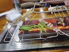 -哈尔滨小酒馆·鲜肉现穿自助烧烤(康新花园店)