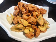 黄瓜拌油条-梅飞酒家(桑园路店)