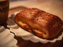 -VERIE BAKEHOUSE