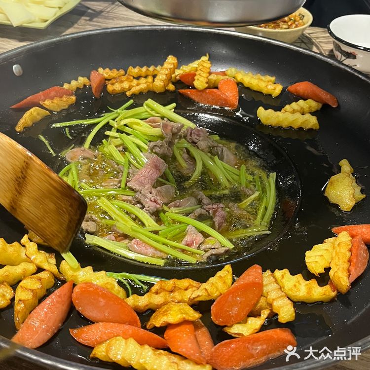 烙锅！偶尔吃油炸 微笑挂脸庞～