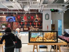 面包甜点陈列柜-熊叔熊婶面包房(团结湖店)