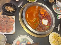 -沸炉重庆老火锅(军事博物馆店)