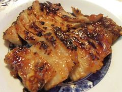 蒜香碳烤肉-赴宴楼(鸠兹古镇店)