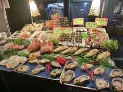-六合夜市