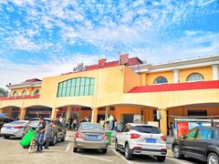 -鹰潭服务区-停车场