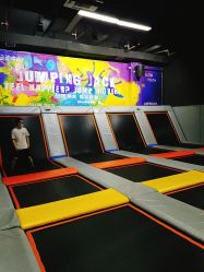 -蹦贝运动中心·蹦床·攀岩·闯关(龙岗店)