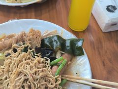 -郭记小街麻辣烫(南小街总店)