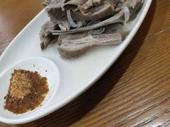 -怡妮新疆风味餐厅(东江湾路店)
