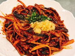 -侬佳蒸菜馆(听潮店)