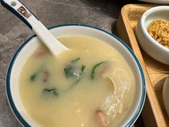 -闫府私房菜(恒隆店)