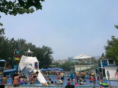-青年湖公园水上世界
