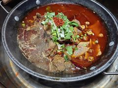 -大众跷脚牛肉馆·非遗传承单位(峨眉山店)