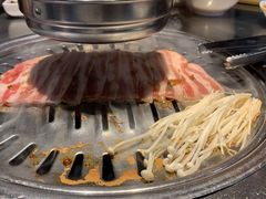 -韩聚屋韩国烤肉餐厅(新北万达店)