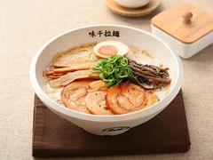 -万达广场(临港店)