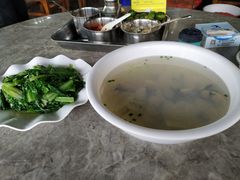 -亚龙湾8号(丁村万人海鲜广场店)