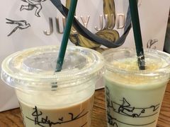 -星巴克臻选(周浦万达店)