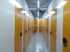 -安东易迷你自助仓储寄存仓库(顾戴路店)