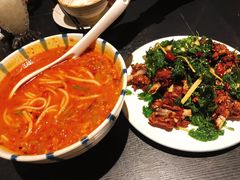 小锅米线-浩海火燒雲傣家菜(静安芮欧店)