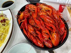 -老鄞江清水龙虾•赵赵家(江北店)