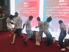 -嗨翻Hi-Fun竞技主题乐园·蹦床亲子生日轰趴(国光1937店)