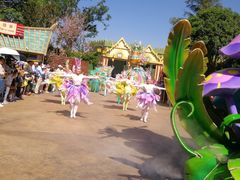 -七彩云南欢乐世界