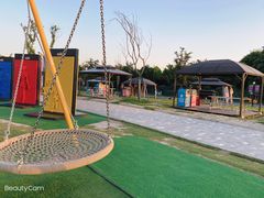 -季高兔窝窝亲子园(上海薰衣草公园店)