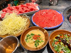 -冯校长老火锅(中联广场店)