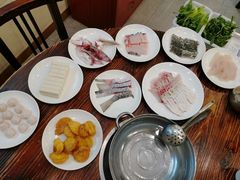-正能量脆肉鲩火锅