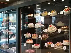 面包甜点陈列柜-红跑车(三牌楼店)