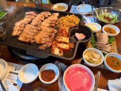 -Dombe豚(黑猪肉街店)