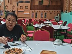 -乡村馕坑肉·烧烤·新疆菜·本地人更爱吃(阿勒泰首店)